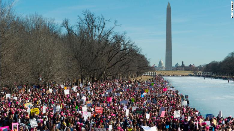 180120152324-03-washinton-womens-march---monument-exlarge-169